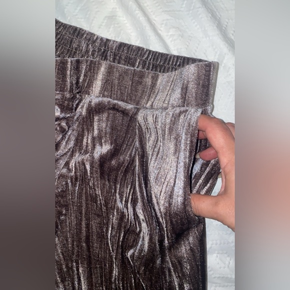 a new day Women's Mauve Velvet Wide Leg Pants Small - Picture 8 of 8